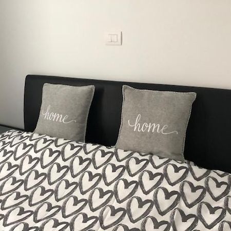 Bloc79/Two Apartment นอคเคอ-เฮสท์ ภายนอก รูปภาพ